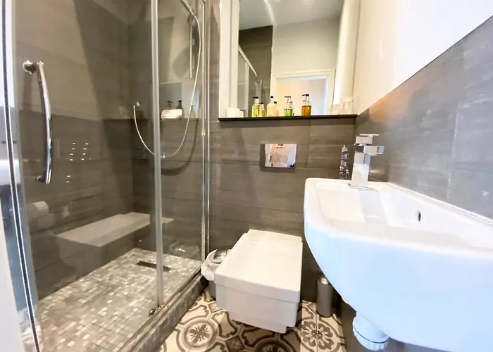 公寓 The Waterhouse At Claremont *