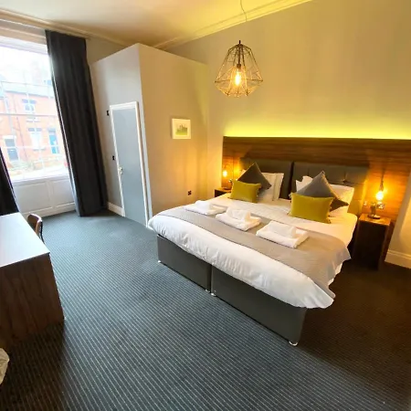 The Waterhouse At Claremont *