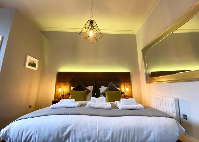 The Waterhouse At Claremont Apartment